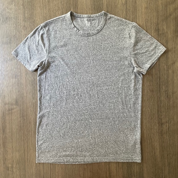 ⭐️Set of 3 - Mens Gap T-Shirts - Picture 4 of 9